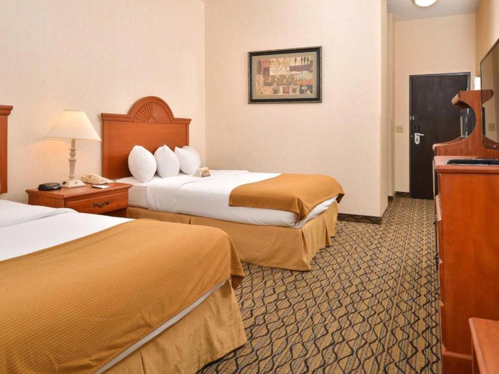 Quality Inn & Suites Jefferson City Dış mekan fotoğraf