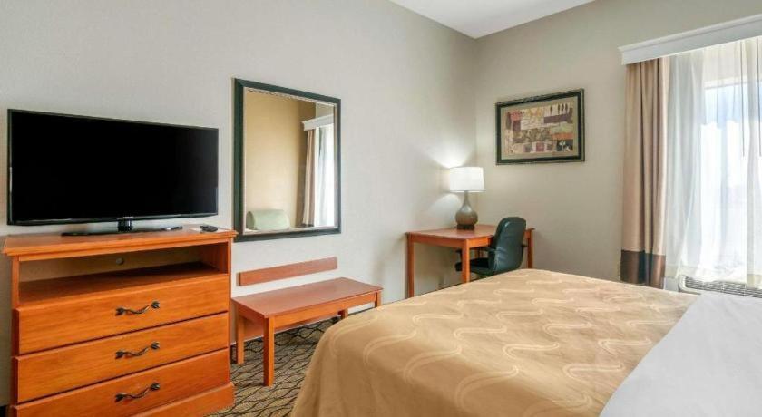 Quality Inn & Suites Jefferson City Dış mekan fotoğraf